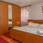 Gostinjska kuća Marija Lucica 3*