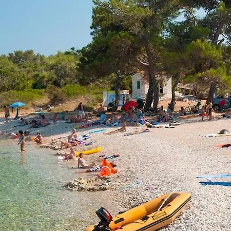 Marija Lucica 3* Nerezine