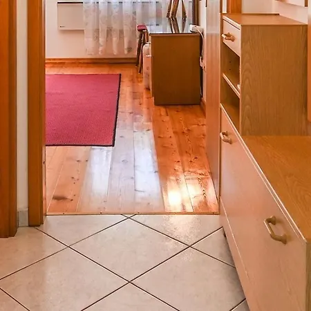 Marija Lucica 3*