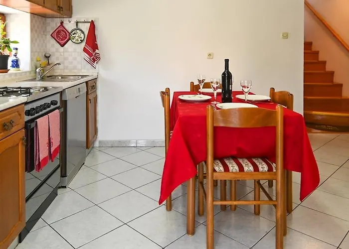 Guest house Marija Lucica Nerezine