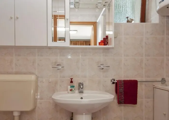 Marija Lucica 3* Nerezine